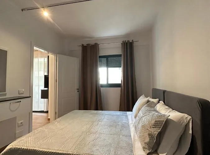 Bonaparte Apartments